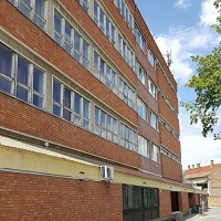 A h�dmez�v�s�rhelyi Kalm�r Zsigmond Szakgimn�zium �s Szakk�z�piskola k�pei.